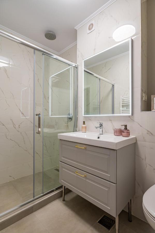Golden Mirage Sunset Apartment 马马亚 外观 照片
